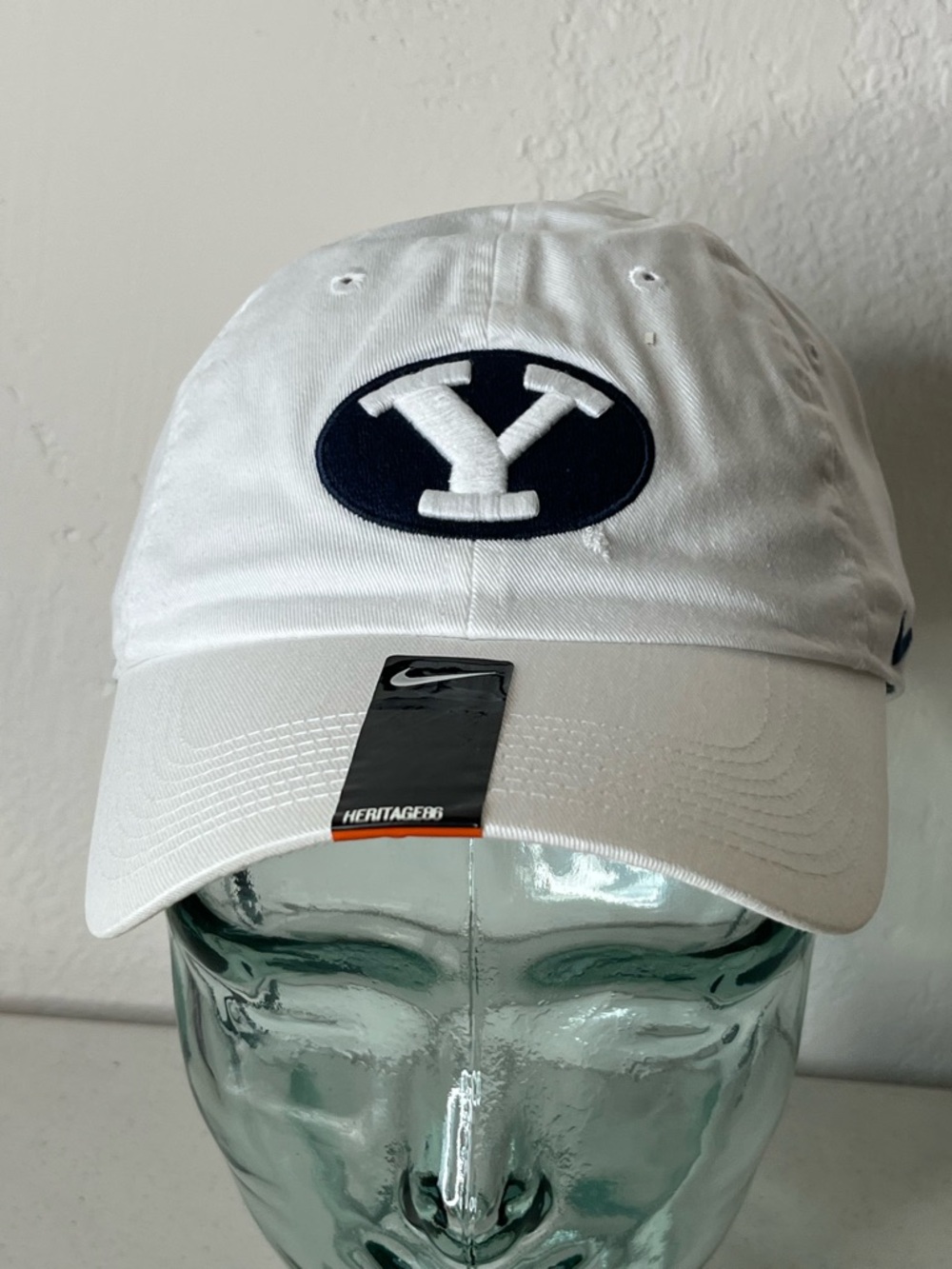 Nike White & Navy BYU Heritage86 Adjustable Hat